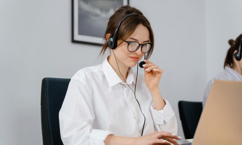quick business hotline number