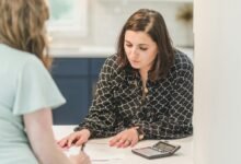 customer help desk available